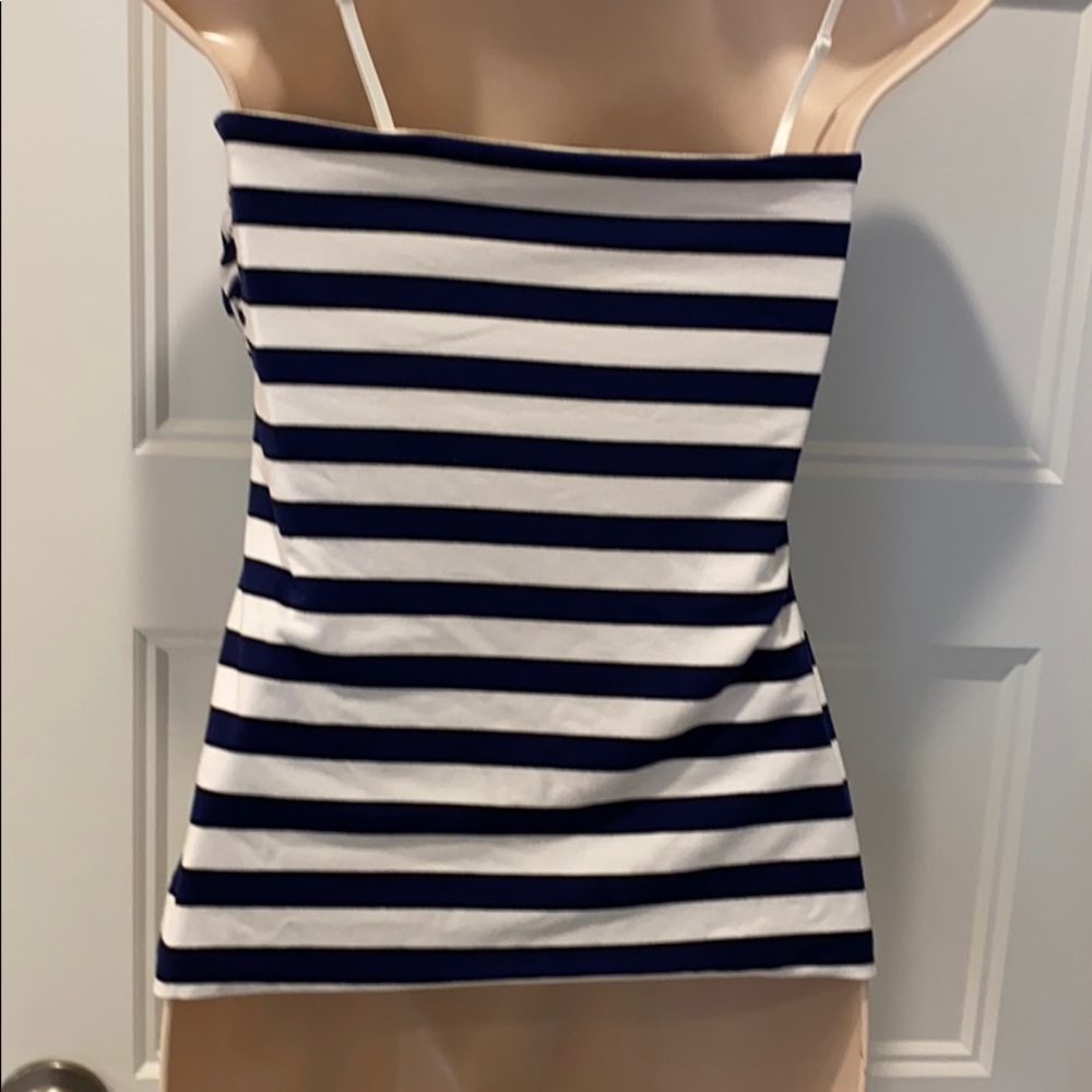 Top - Picture 2 of 4